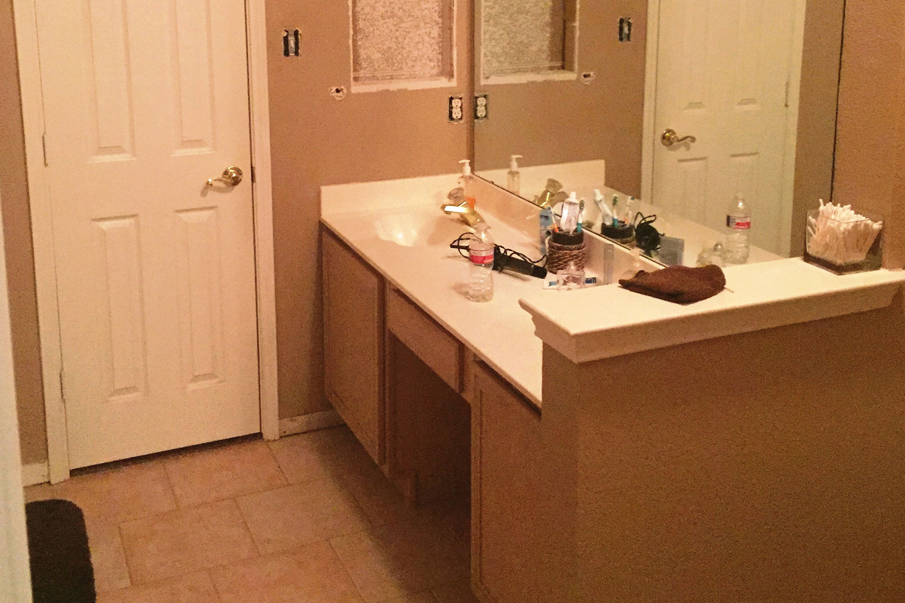 jeff and robin master before bath remodel